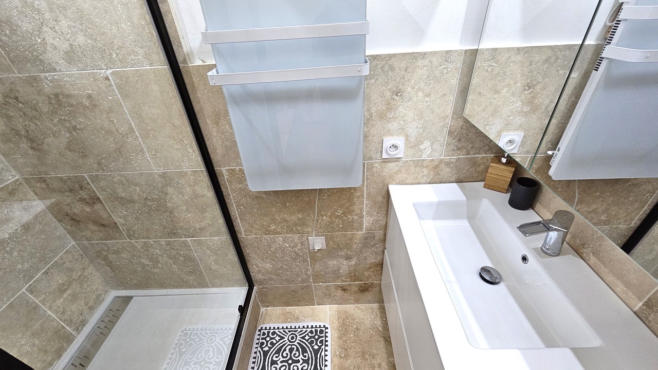 Photo of Bathroom in Croix-d'Argent