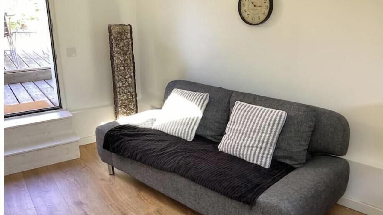 Photo of Livingroom in Cessenaz