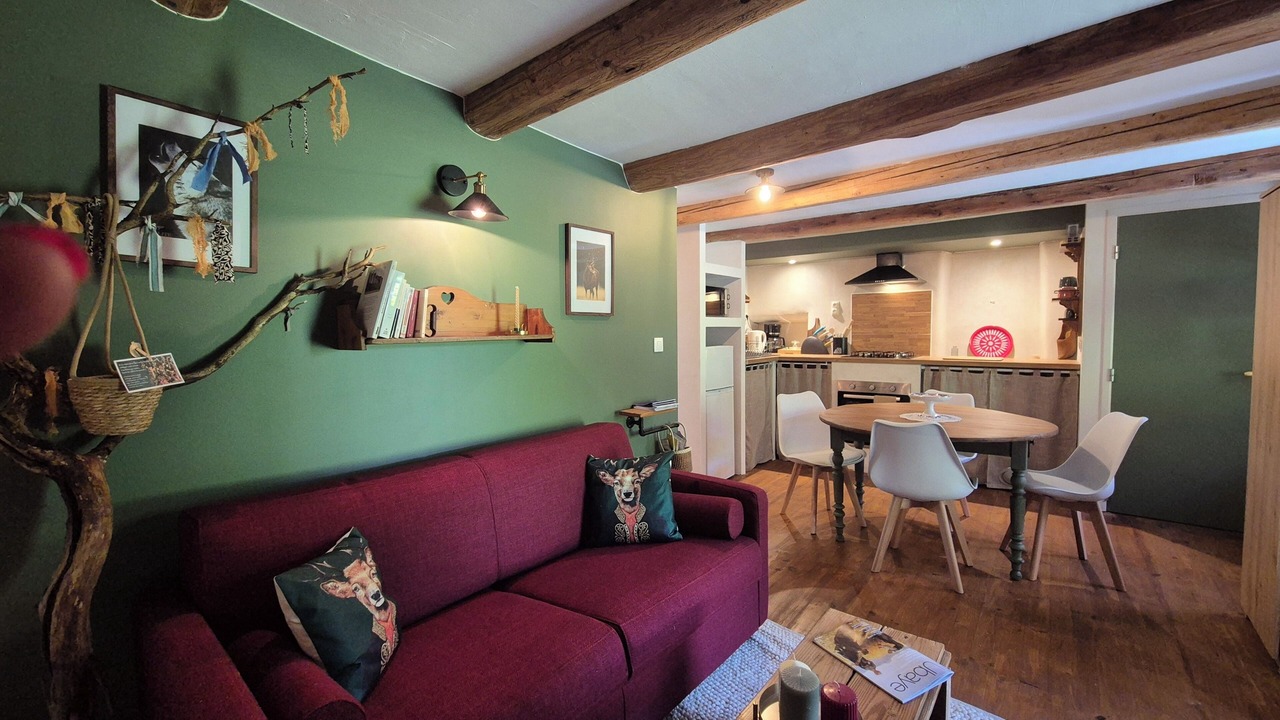 Photo of Livingroom in Meolans-Revel