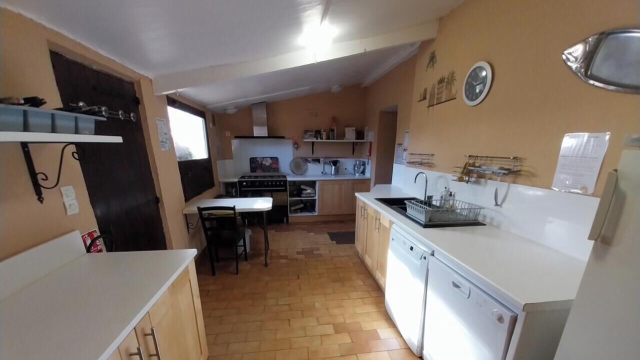 Photo of Kitchen in Rogues