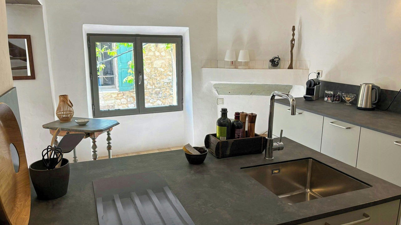 Photo of Kitchen in Rustrel