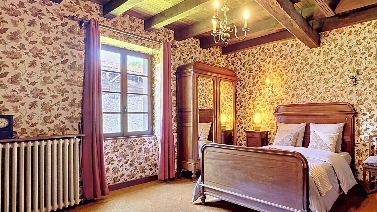 Photo of Bedroom in Caumont