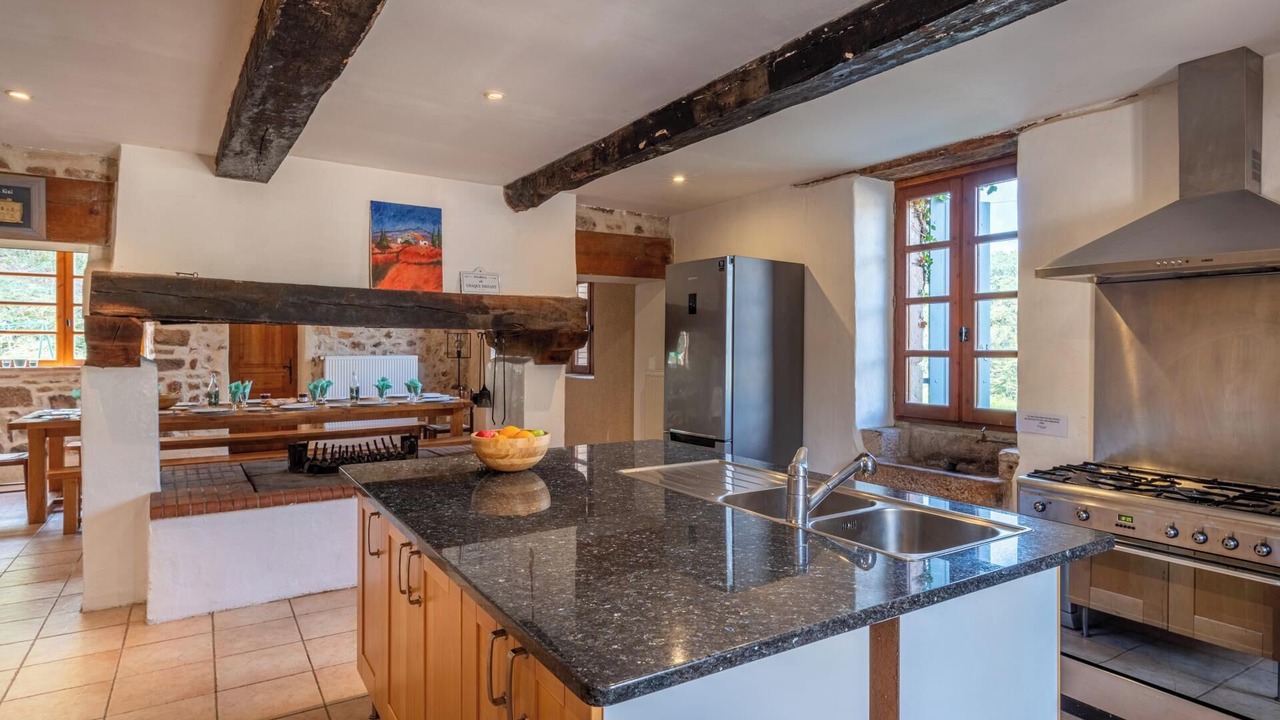 Photo of Kitchen in Castelnau-de-Montmiral