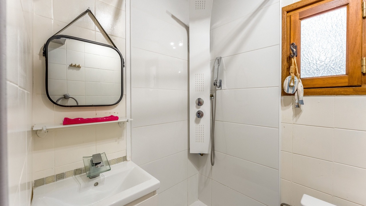 Photo of Bathroom in Bagnols-sur-Ceze