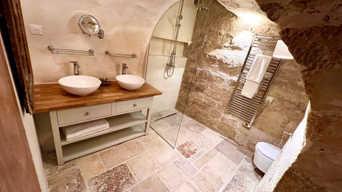 Photo of Bathroom in Sorbonne