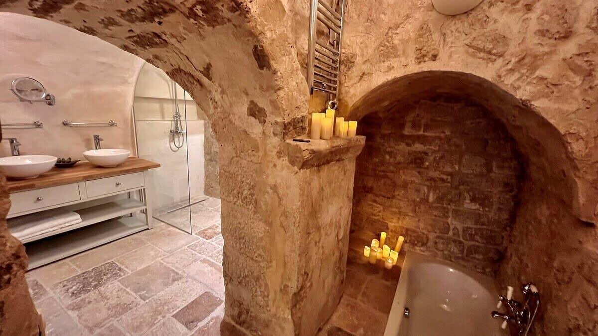 Photo of Bathroom in Sorbonne