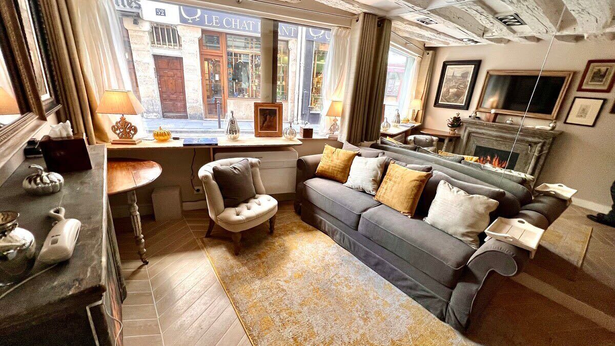 Photo of Livingroom in Sorbonne