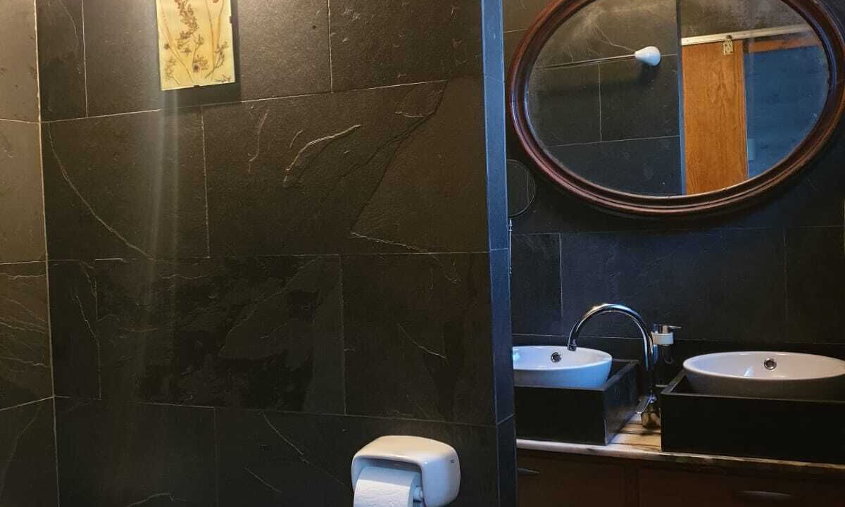 Photo of Bathroom in Estavar