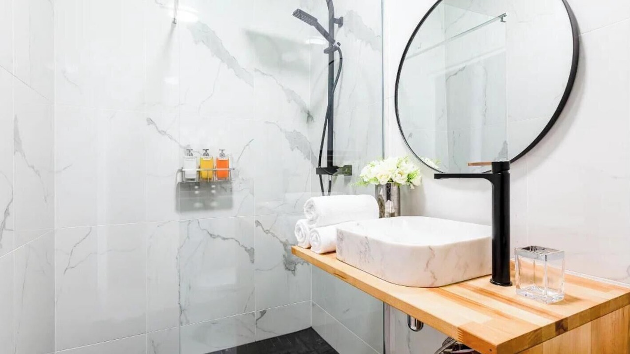 Photo of Bathroom in Quartier du Mail