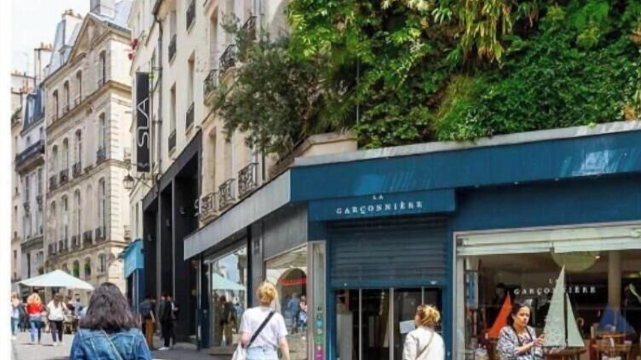 Photo of Others in Quartier du Mail