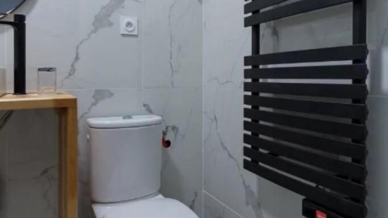 Photo of Bathroom in Quartier du Mail