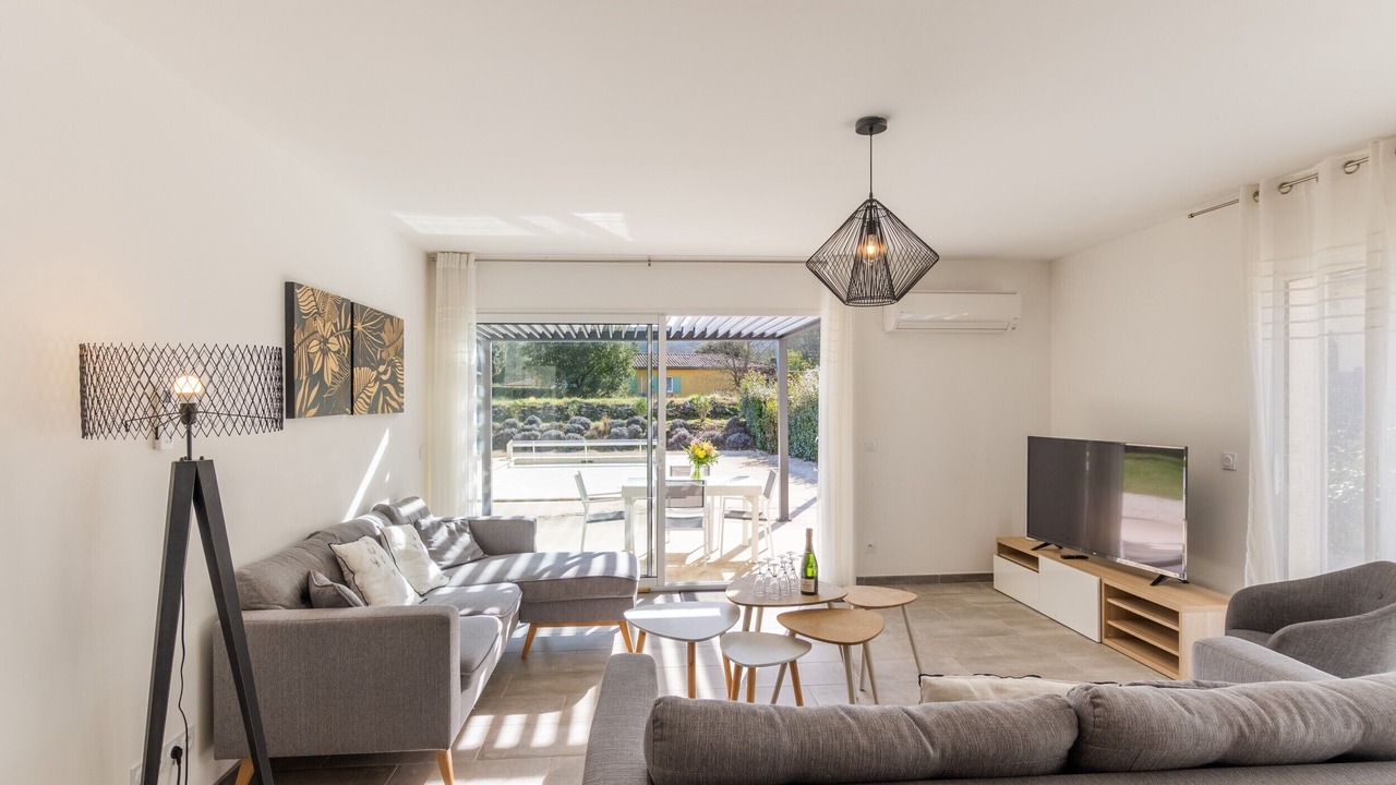 Photo of Livingroom in Salavas