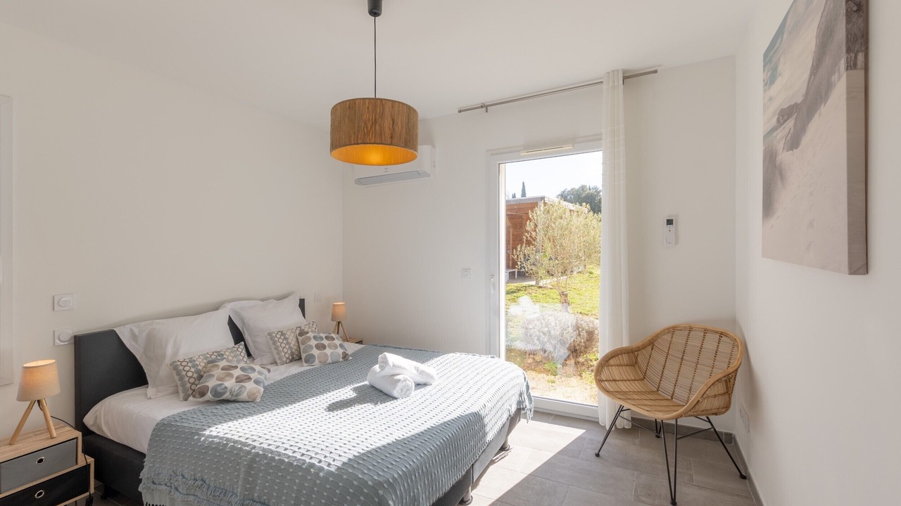 Photo of Bedroom in Salavas