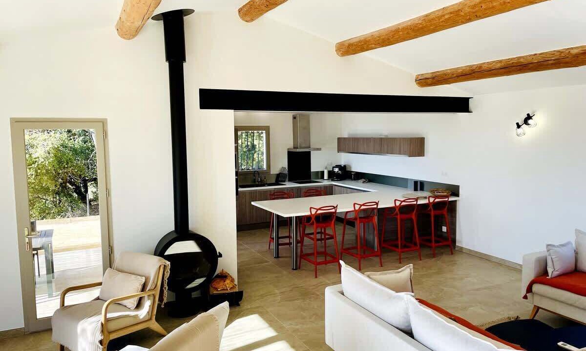 Photo of Livingroom in Saint-Saturnin-les-Apt