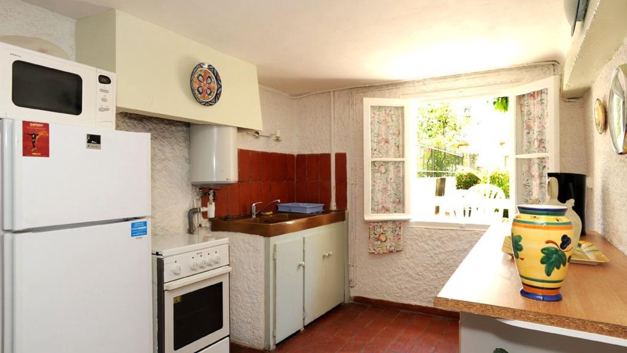 Photo of Kitchen in Sainte-Marie-la-Mer