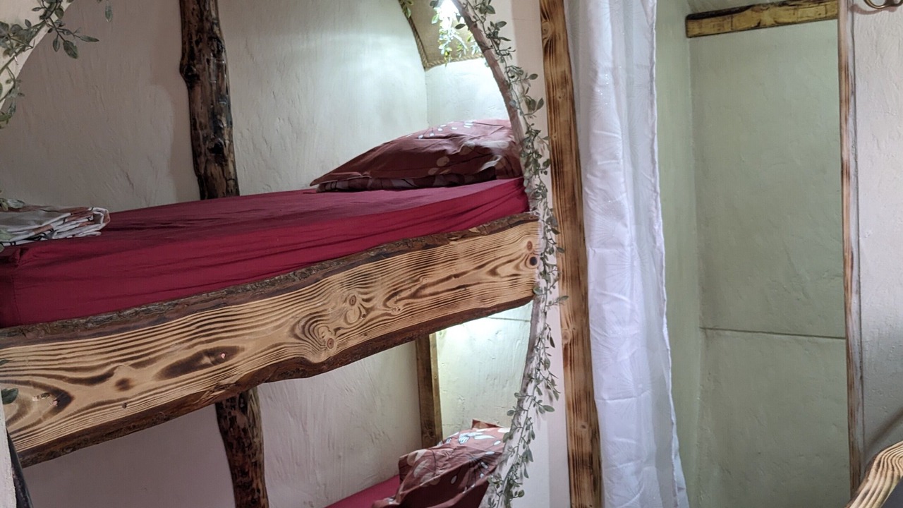 Photo of Bedroom in Lafarre