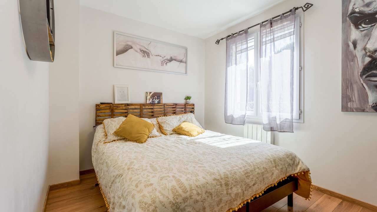 Photo of Bedroom in Rochegude