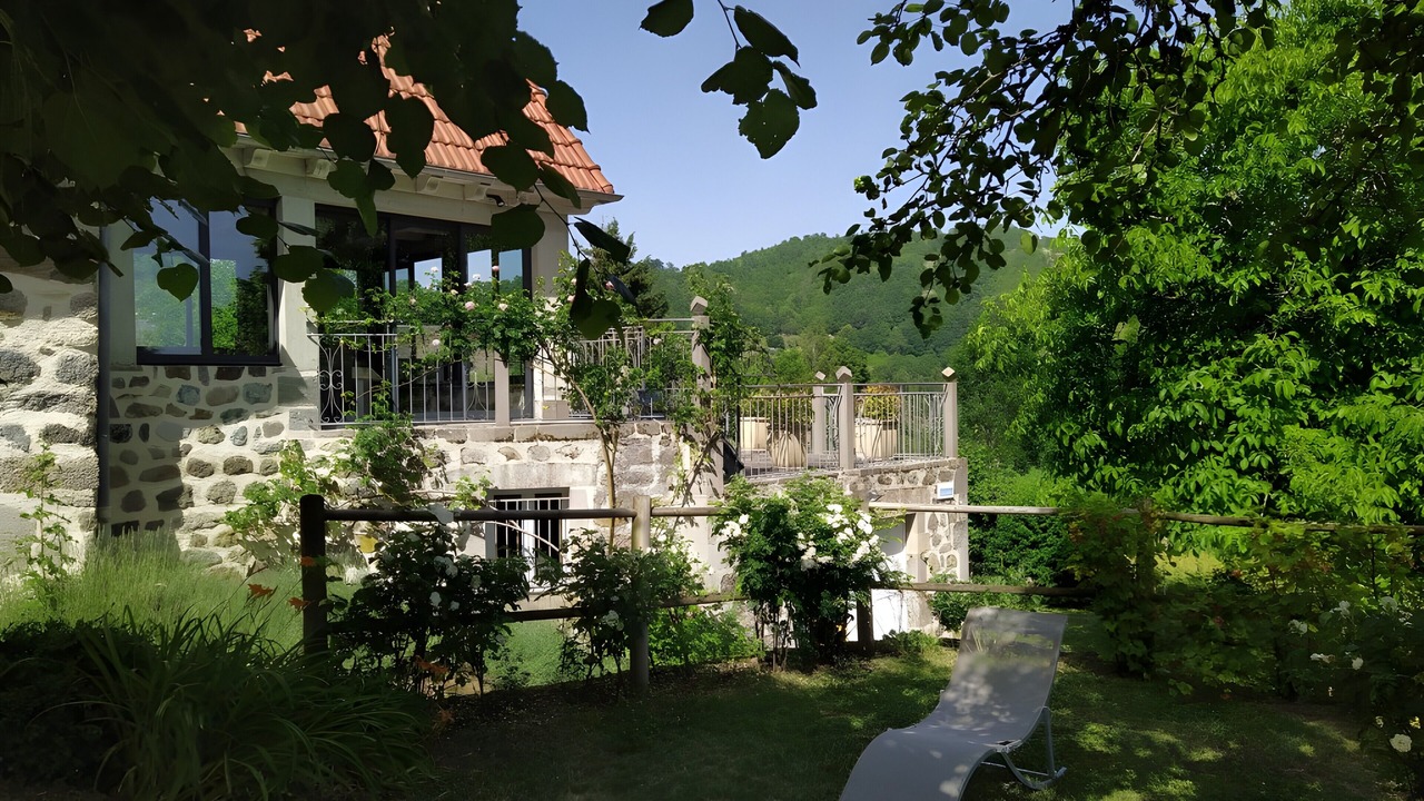 Photo of Outdoor in Jou-sous-Monjou