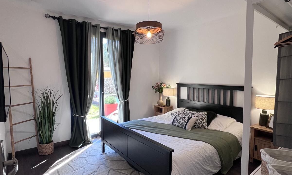 Photo of Bedroom in Fontaine-de-Vaucluse