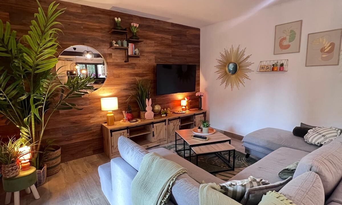 Photo of Livingroom in Fontaine-de-Vaucluse