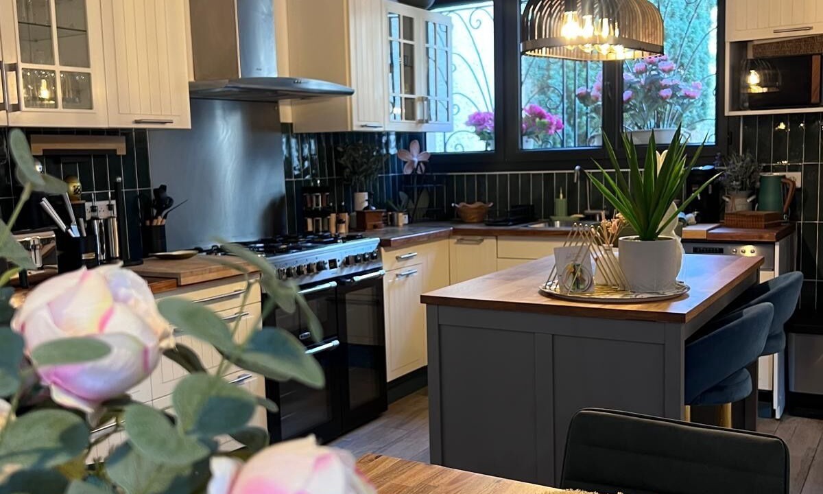 Photo of Kitchen in Fontaine-de-Vaucluse