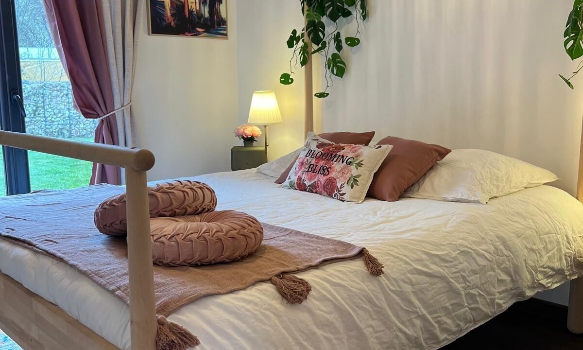 Photo of Bedroom in Fontaine-de-Vaucluse