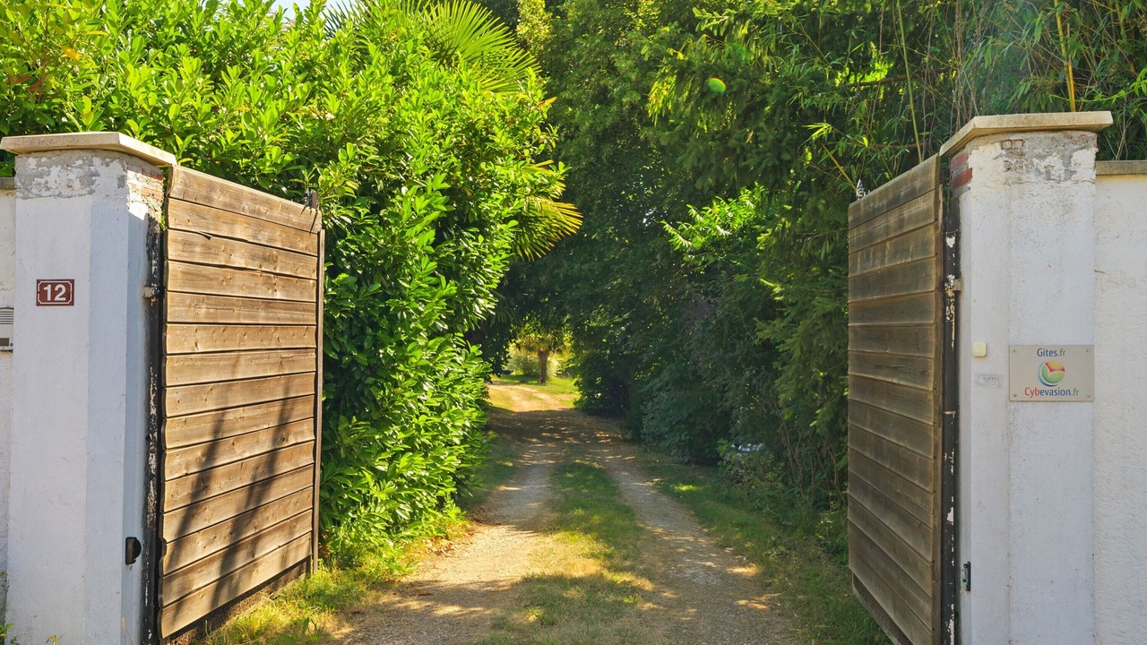 Photo of Outdoor in Regades