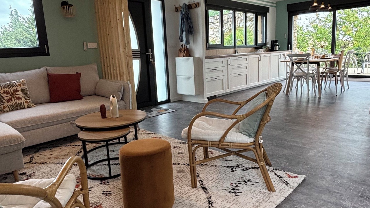 Photo of Livingroom in Salles-sous-Bois