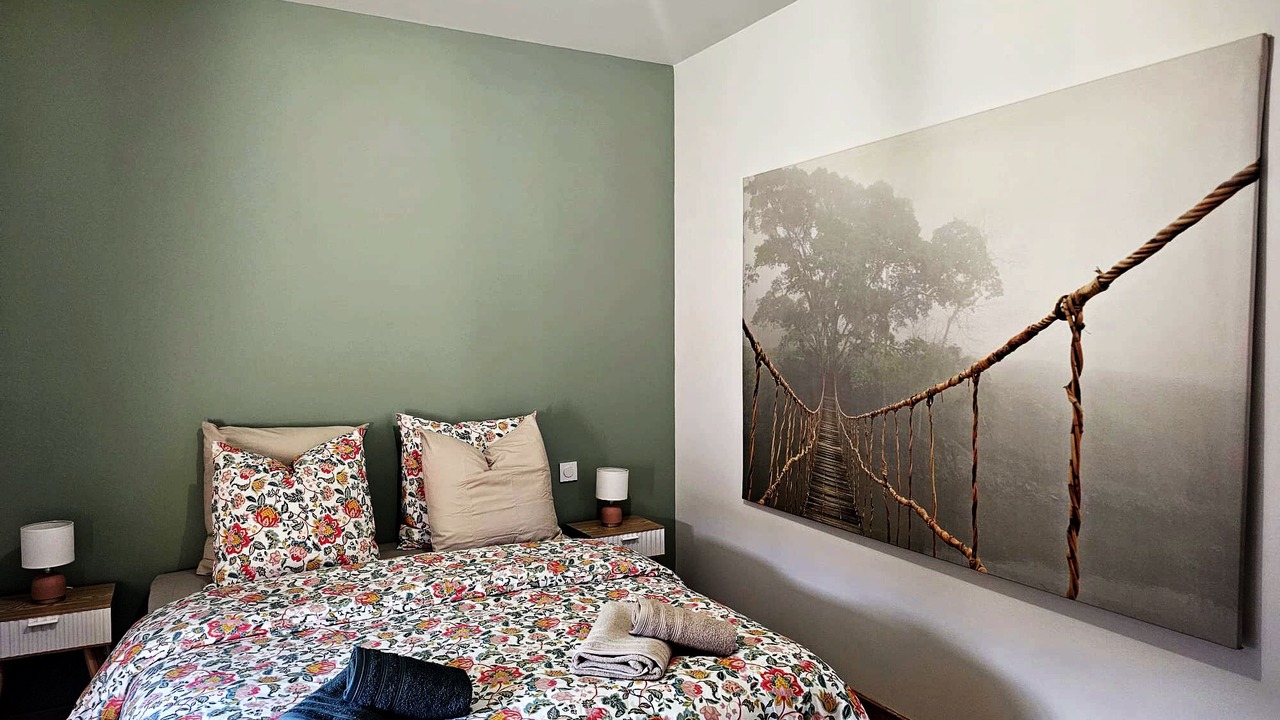 Photo of Bedroom in Lesparre-Medoc