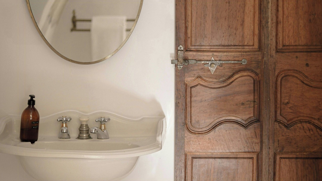 Photo of Bathroom in Nyons