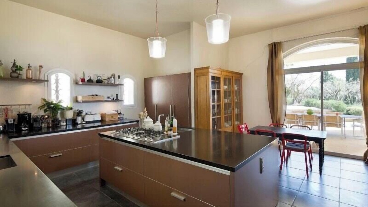 Photo of Kitchen in Chateauneuf-du-Pape