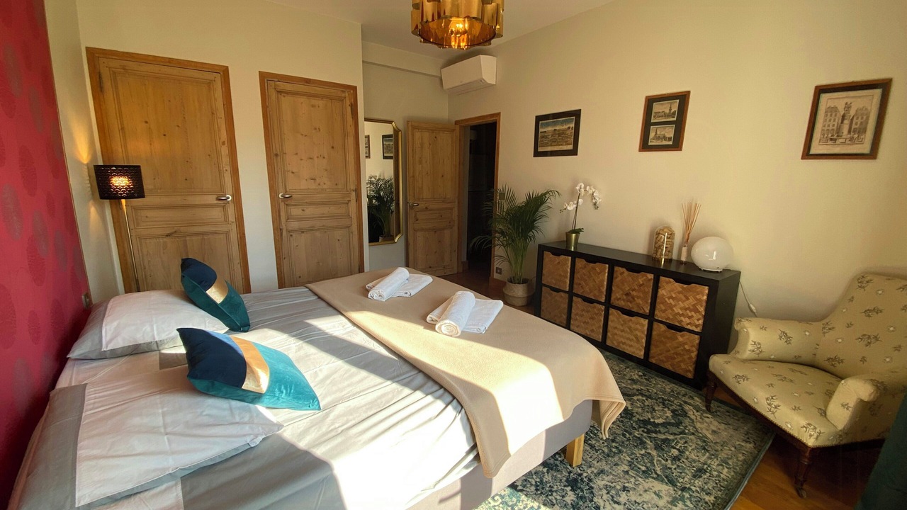 Photo of Bedroom in Chateauneuf-du-Pape