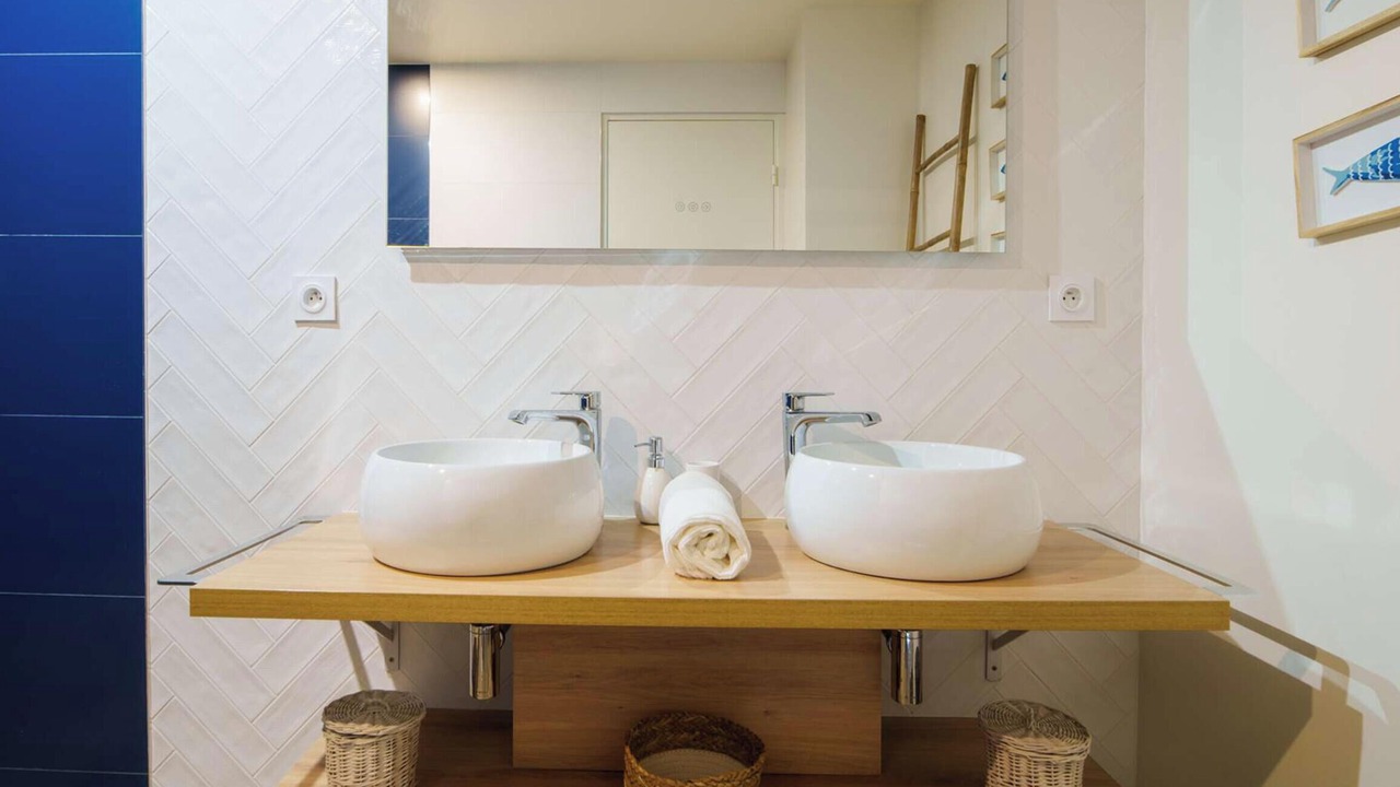 Photo of Bathroom in Parentis-en-Born