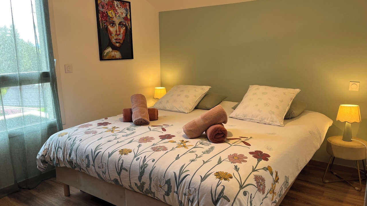 Photo of Bedroom in Saint-Jorioz
