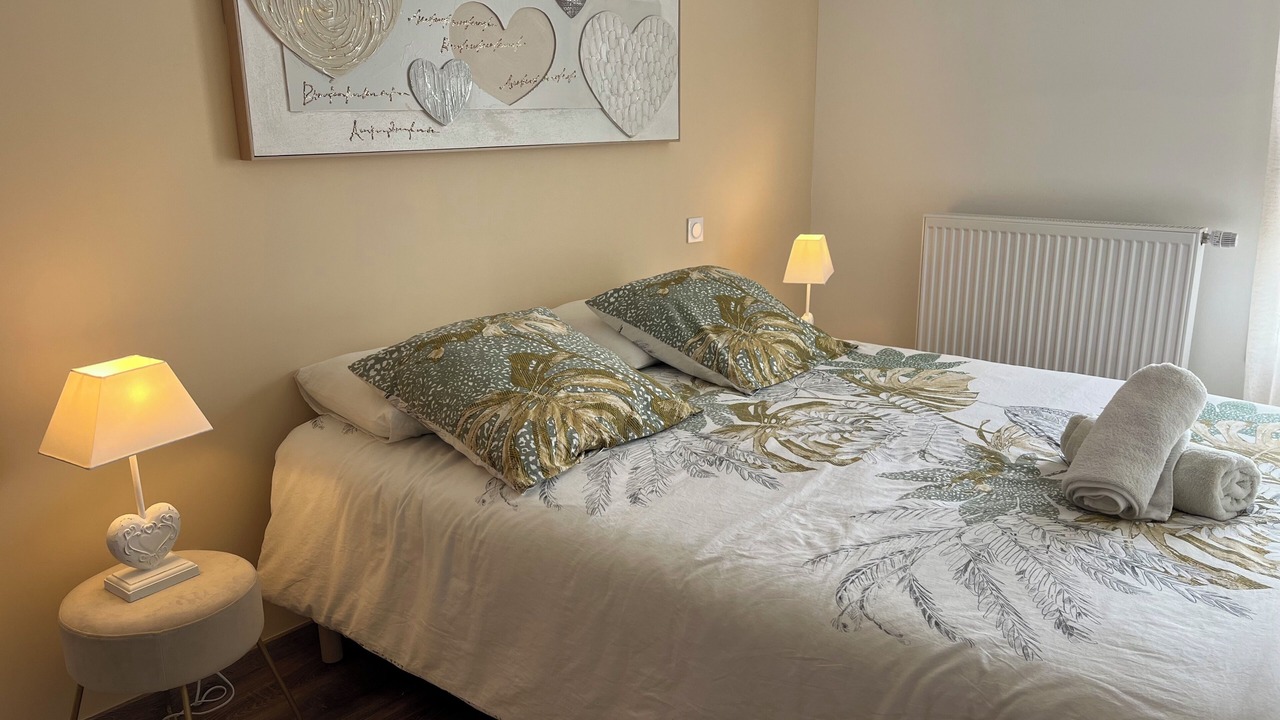 Photo of Bedroom in Saint-Jorioz