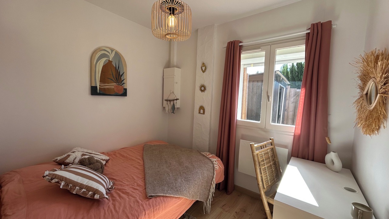 Photo of Bedroom in Audenge