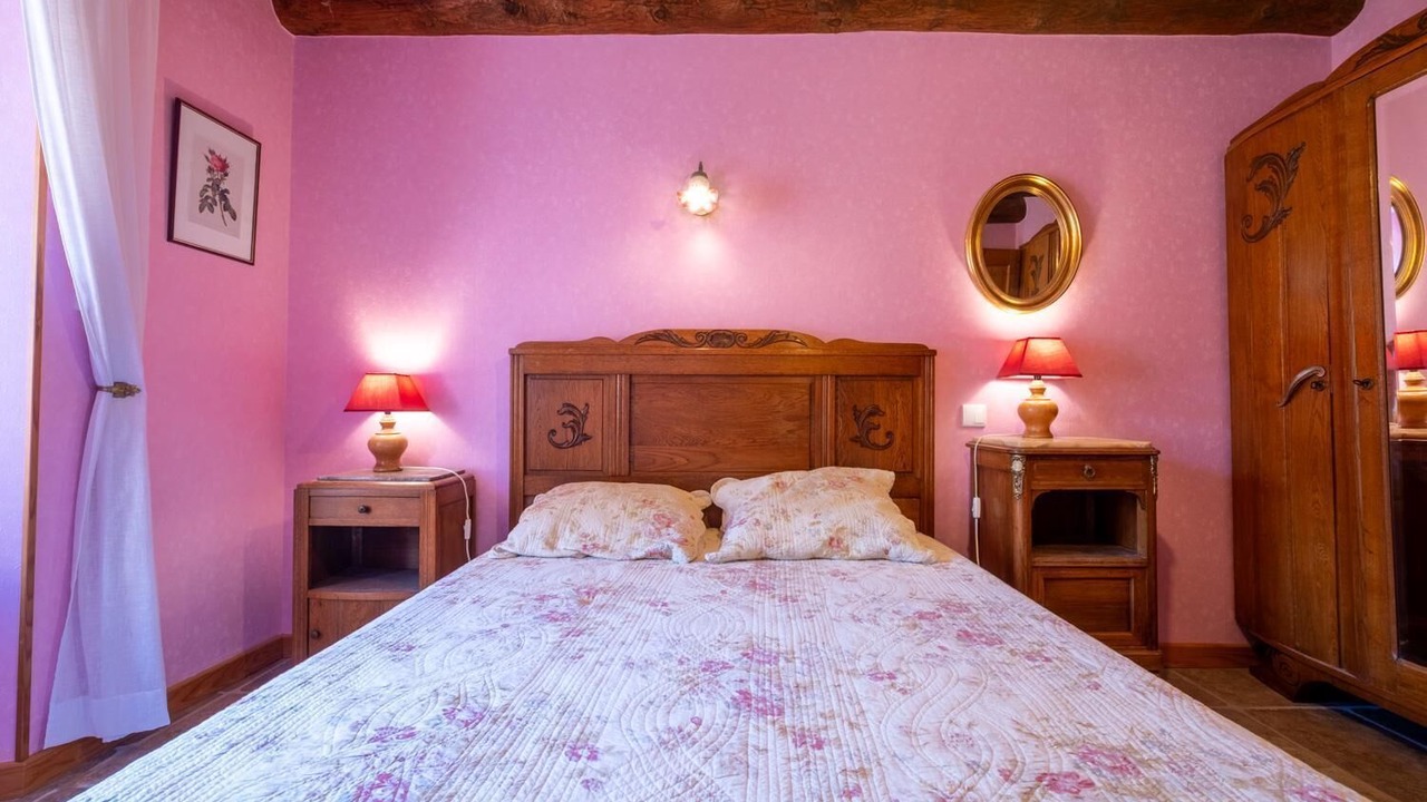 Photo of Bedroom in Saint-Denis-en-Margeride