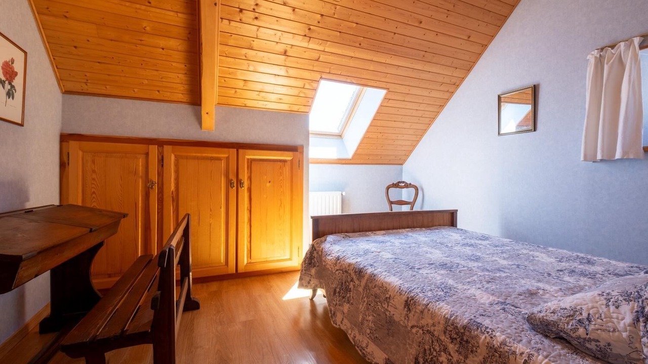 Photo of Bedroom in Saint-Denis-en-Margeride