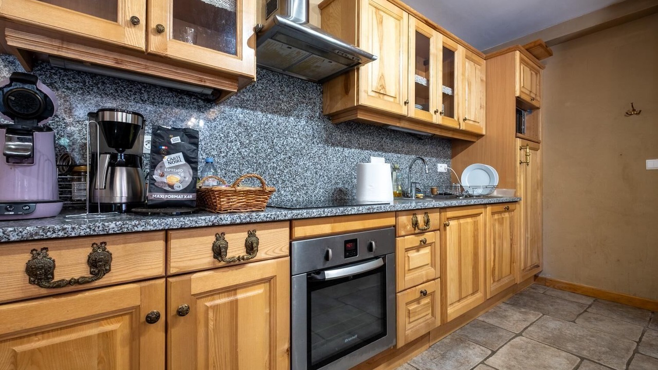 Photo of Kitchen in Saint-Denis-en-Margeride