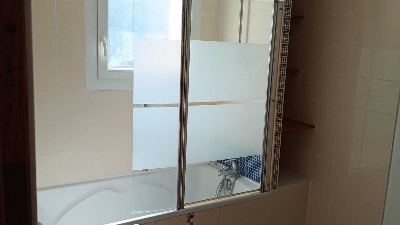 Photo of Bathroom in Alba-la-Romaine