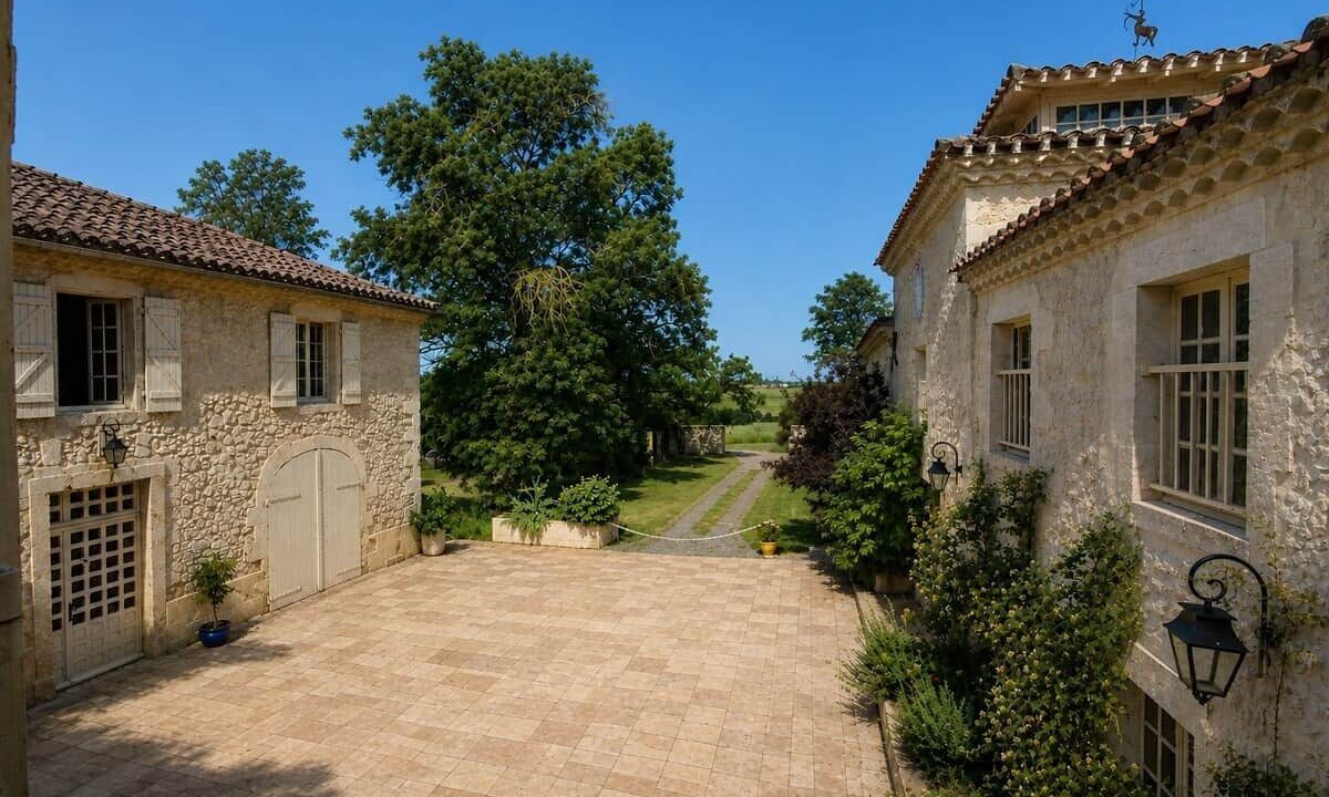 Photo of Outdoor in Crastes
