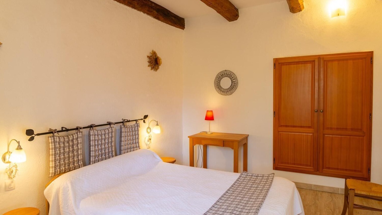 Photo of Bedroom in Mas-Saint-Chely