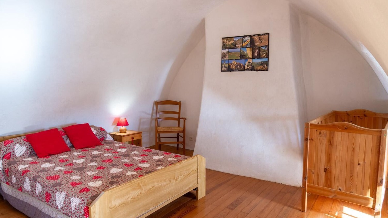 Photo of Bedroom in Mas-Saint-Chely
