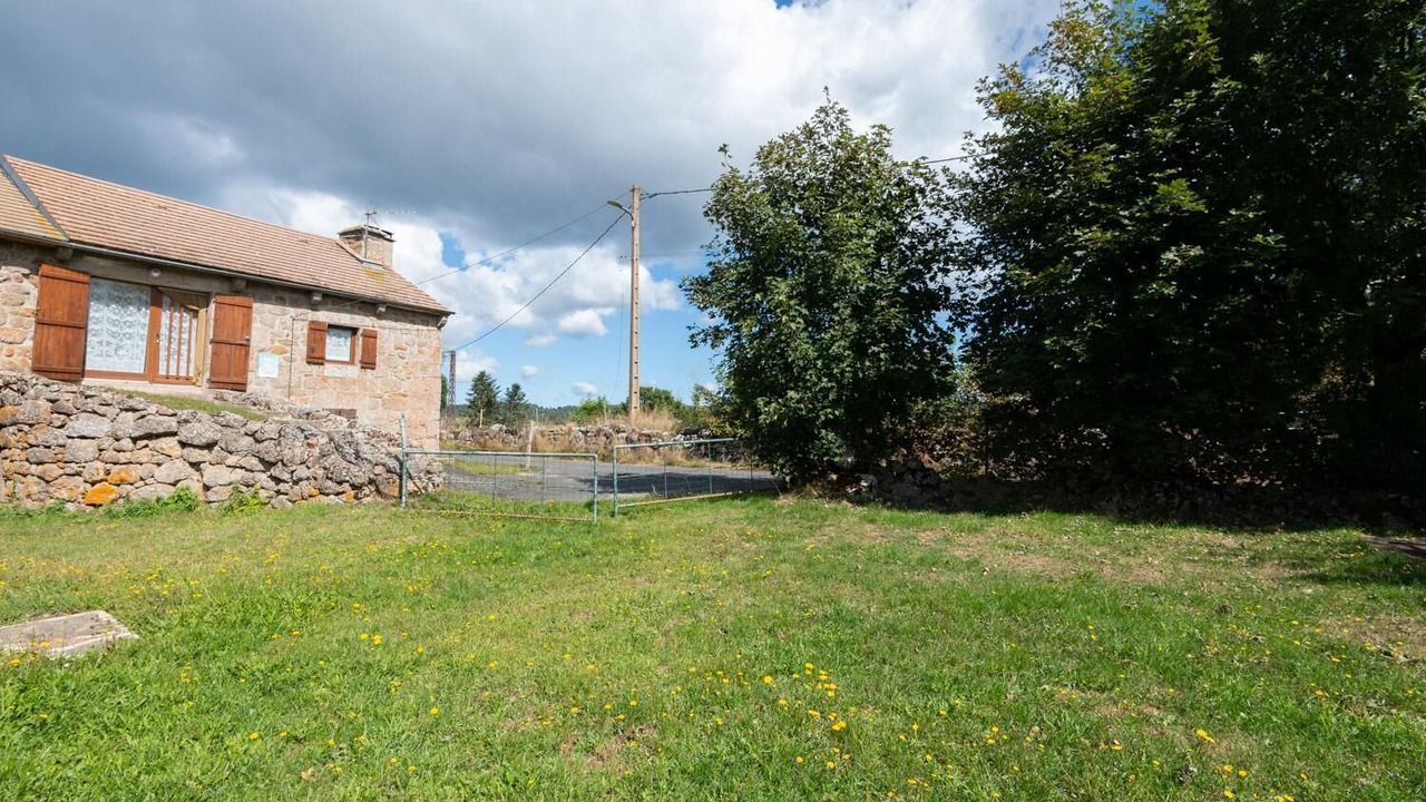 Photo of Outdoor in Saint-Denis-en-Margeride