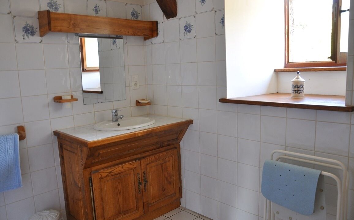 Photo of Bathroom in Saint-Symphorien
