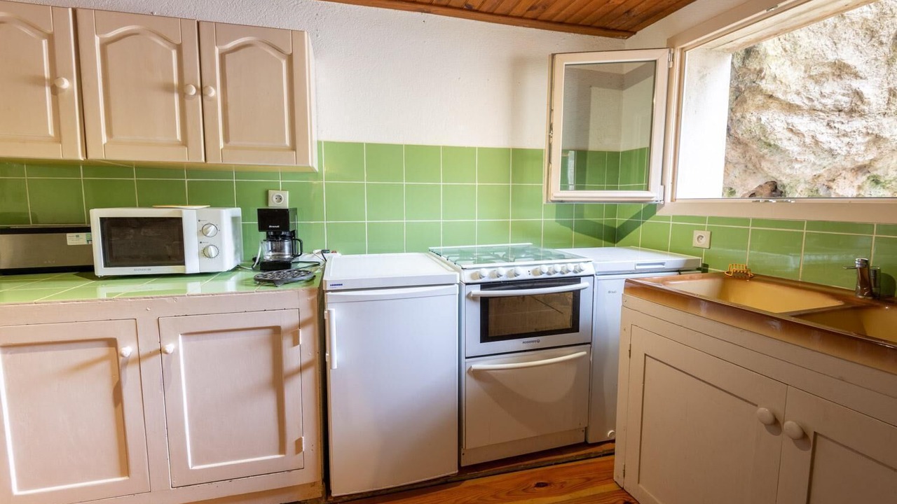 Photo of Kitchen in Saint-Chely-du-Tarn