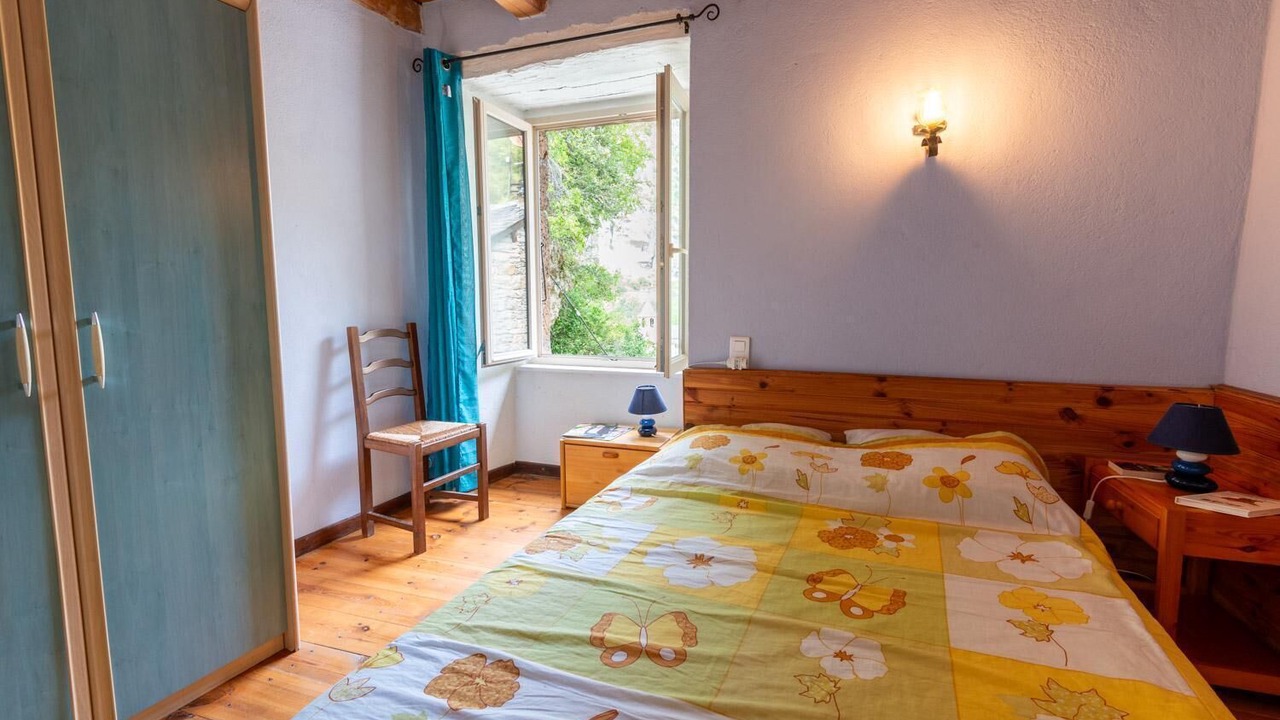 Photo of Bedroom in Saint-Chely-du-Tarn
