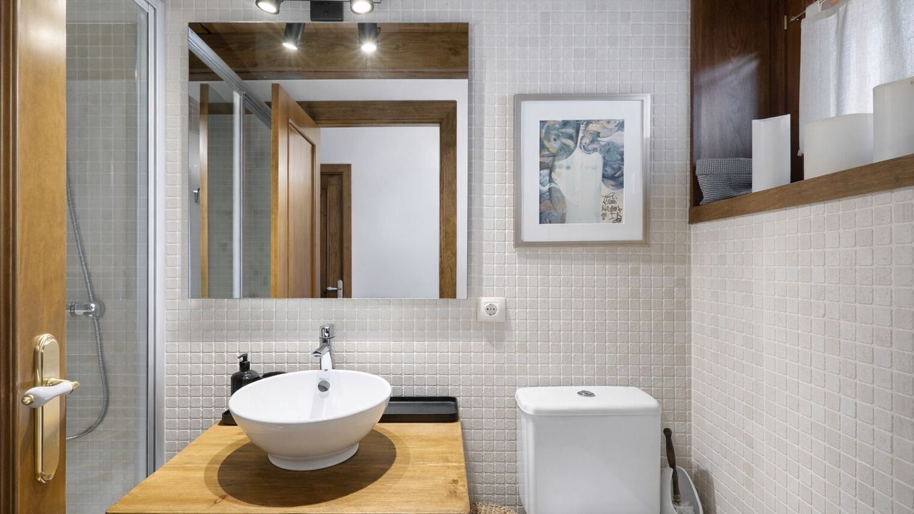 Photo of Bathroom in Age