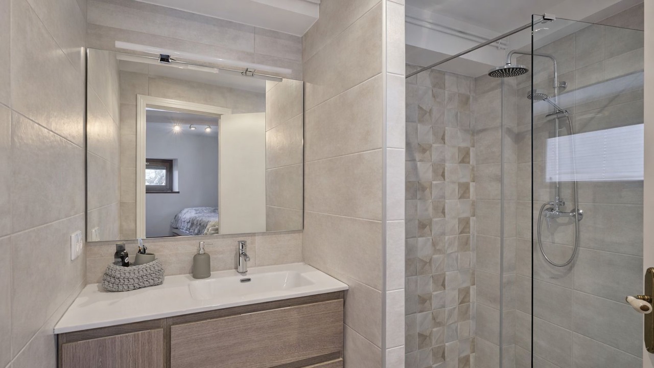 Photo of Bathroom in Age