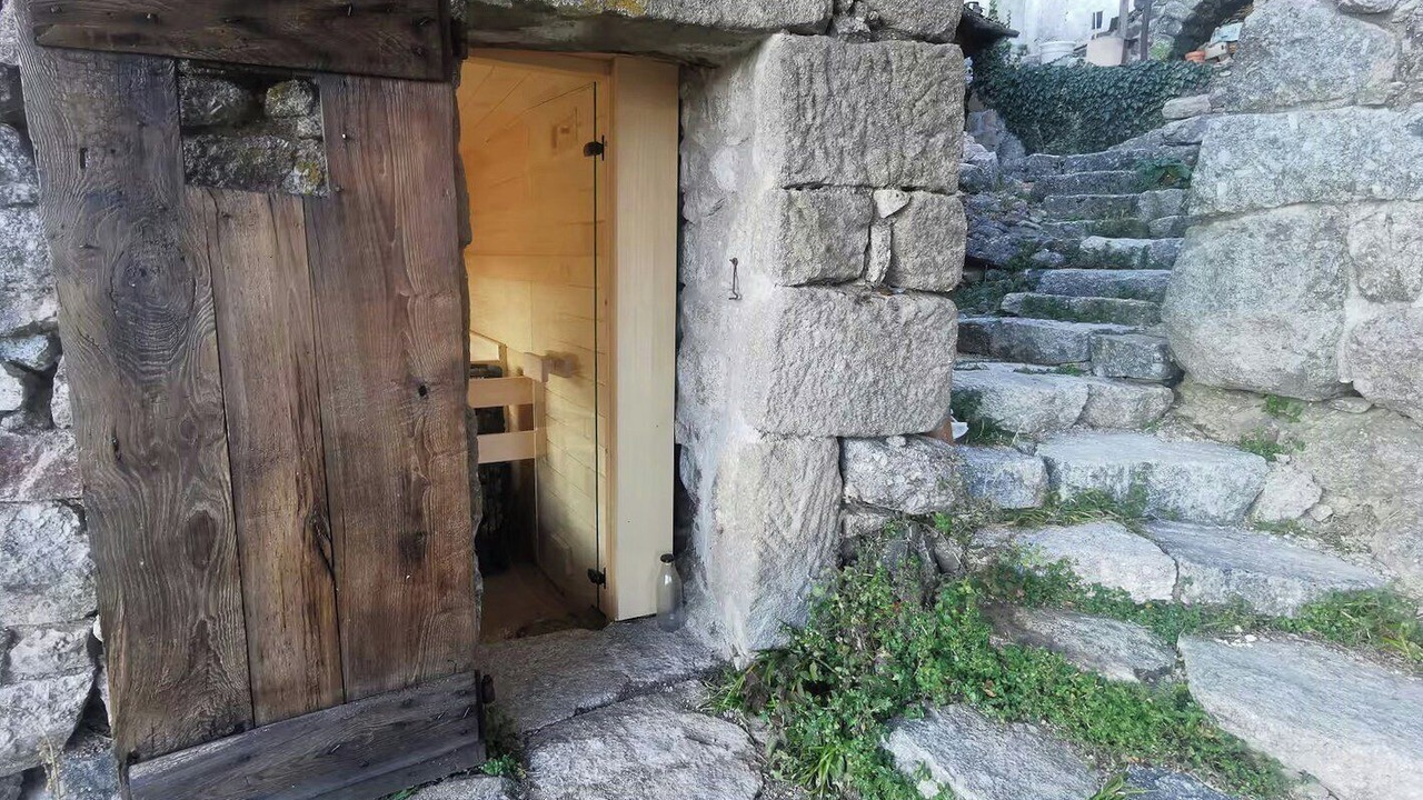 Photo of Outdoor in Pied-de-Borne